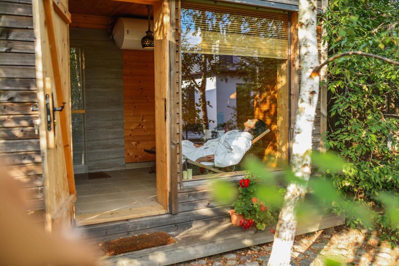 Saunapark Spa Lowyn Exterior photo